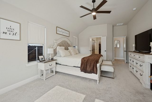 1029 River Oaks Drive, Godley, TX 76044