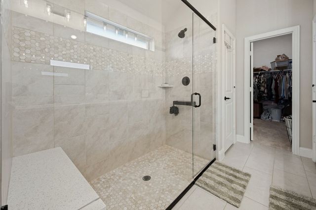 1029 River Oaks Drive, Godley, TX 76044