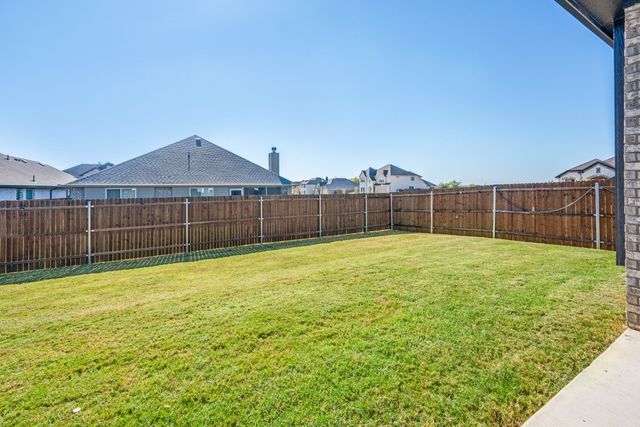 1029 River Oaks Drive, Godley, TX 76044