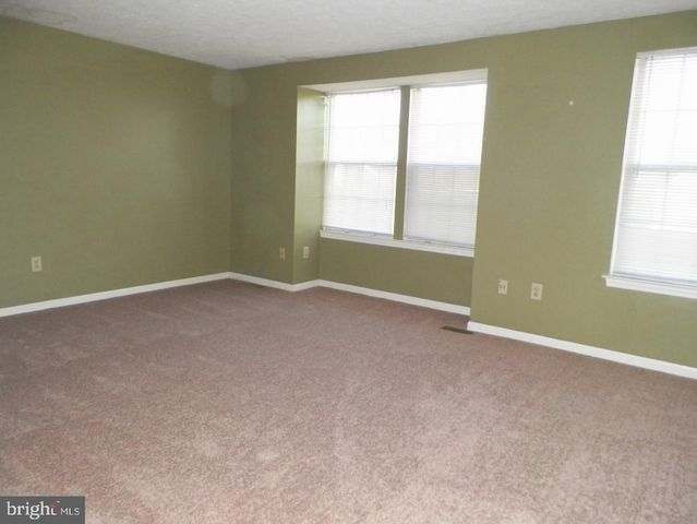 2 ANDREW CT, Glassboro, NJ 08028