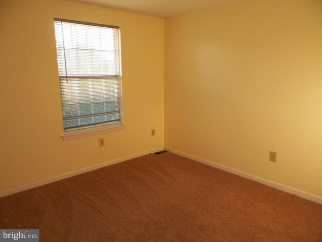 2 ANDREW CT, Glassboro, NJ 08028