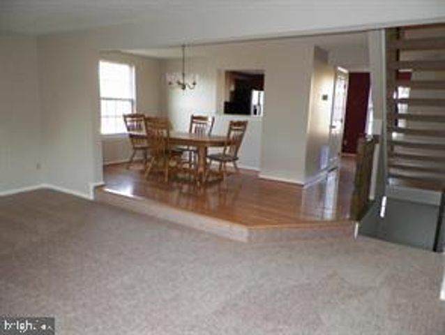 2 ANDREW CT, Glassboro, NJ 08028