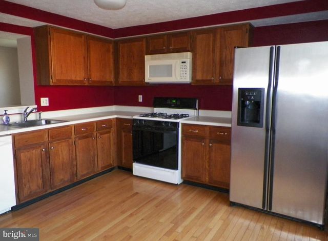 2 ANDREW CT, Glassboro, NJ 08028