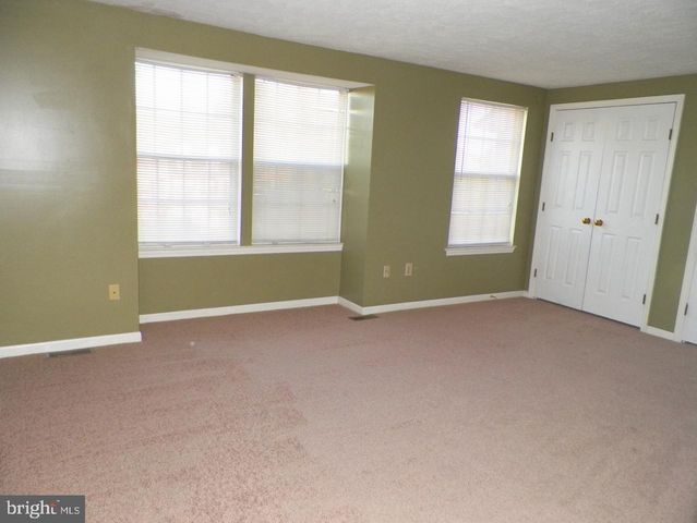 2 ANDREW CT, Glassboro, NJ 08028