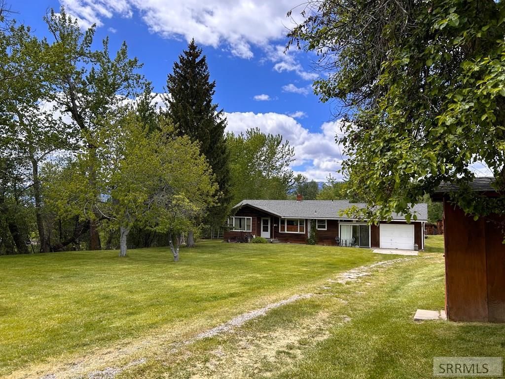 Image 1 of property listing at 504 Carmen Creek Road, Carmen, ID 83462