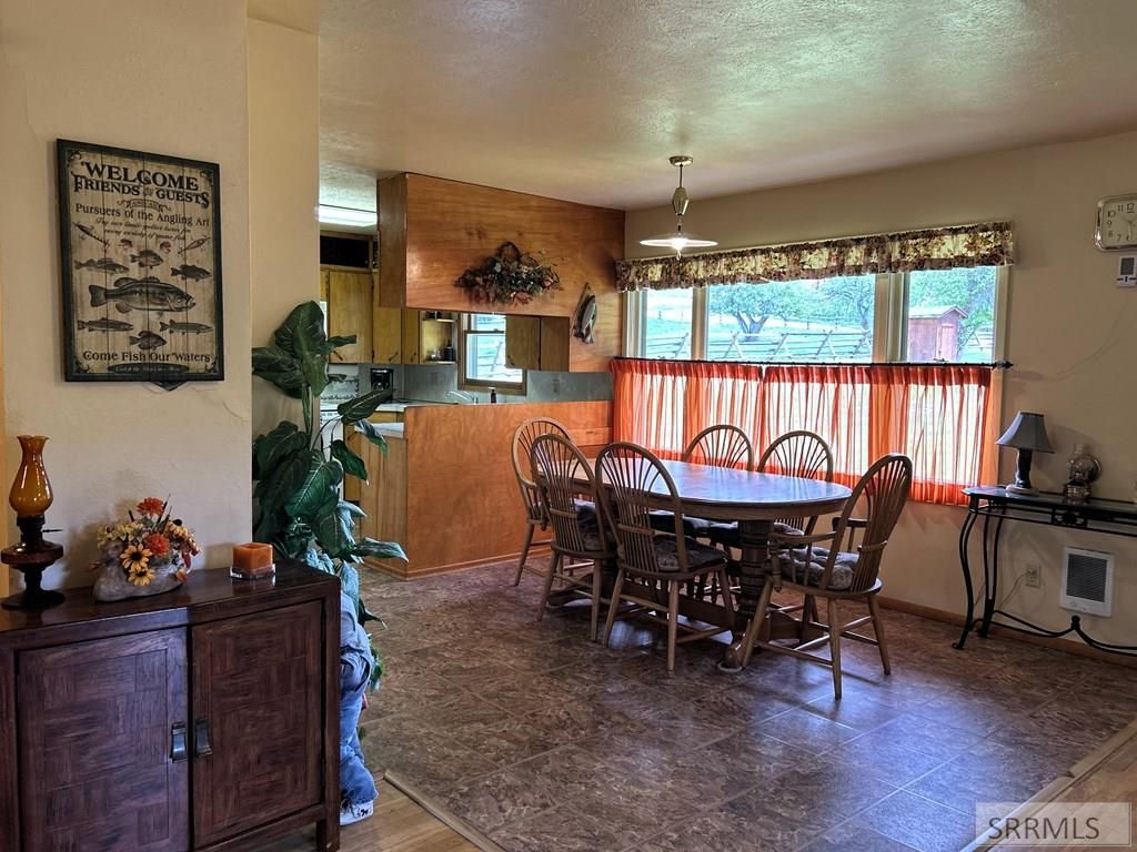 Image 13 of property listing at 504 Carmen Creek Road, Carmen, ID 83462