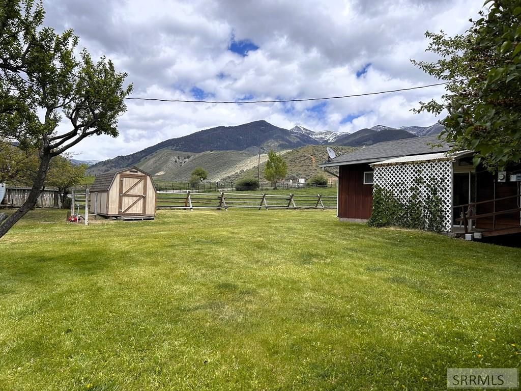 Image 33 of property listing at 504 Carmen Creek Road, Carmen, ID 83462