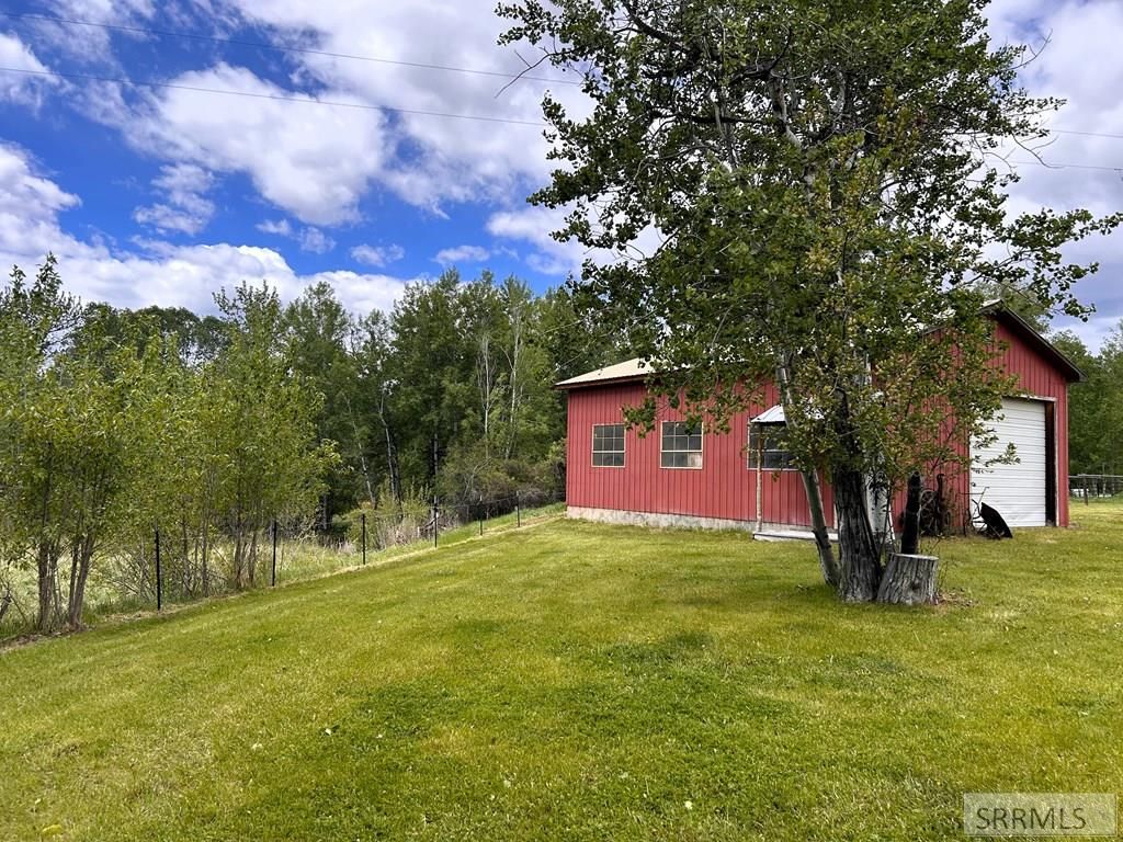 Image 35 of property listing at 504 Carmen Creek Road, Carmen, ID 83462