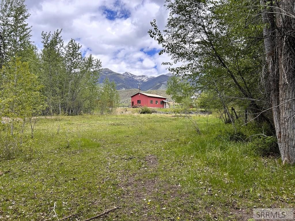 Image 41 of property listing at 504 Carmen Creek Road, Carmen, ID 83462
