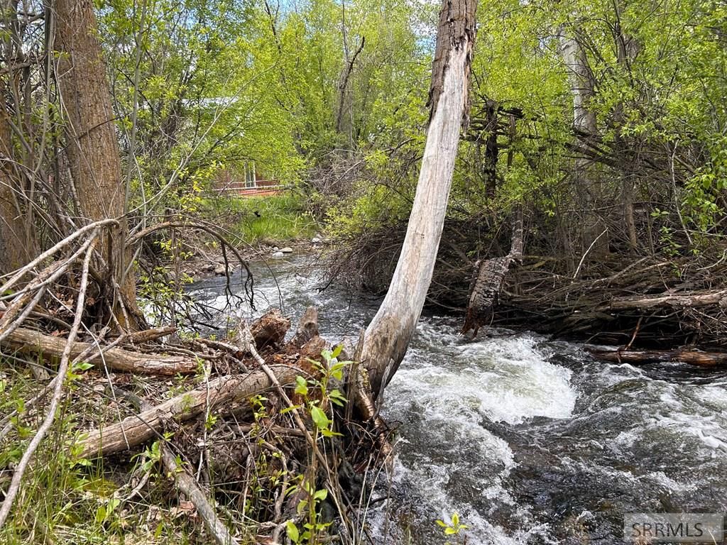 Image 42 of property listing at 504 Carmen Creek Road, Carmen, ID 83462