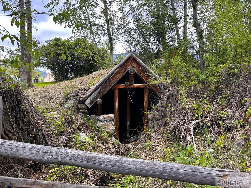 Image 51 of property listing at 504 Carmen Creek Road, Carmen, ID 83462