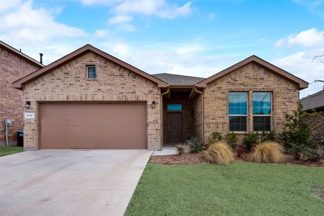 9112 Stormcrow Drive, Fort Worth, TX 76179