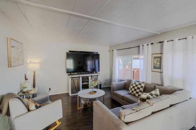 10800 Woodside SPC 210, Santee, CA 92071