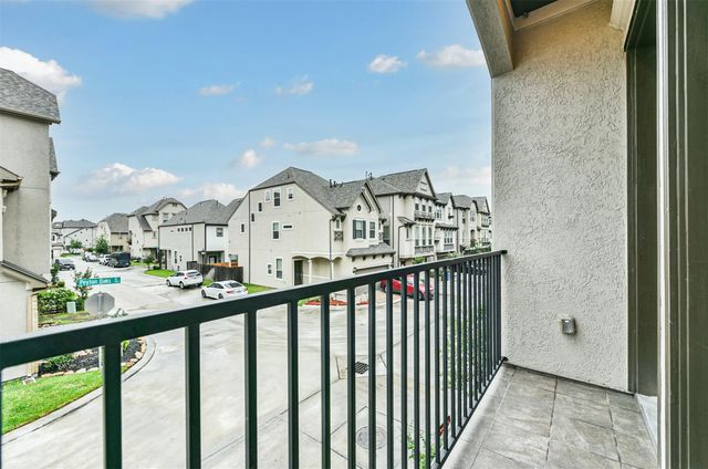 1504 Peyton Oaks Place, Houston, TX 77043