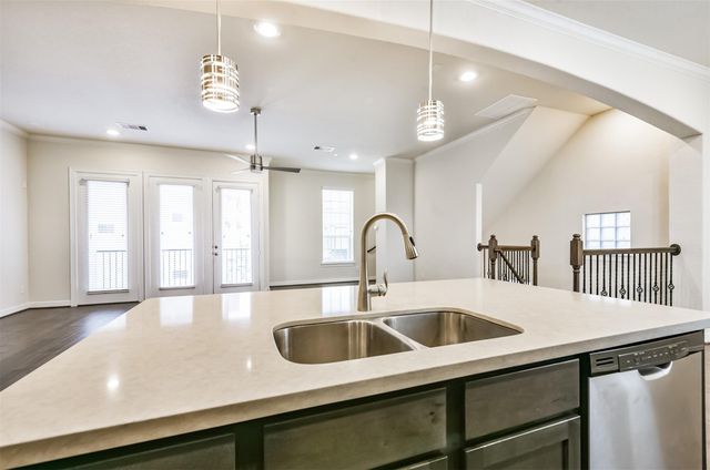 1504 Peyton Oaks Place, Houston, TX 77043