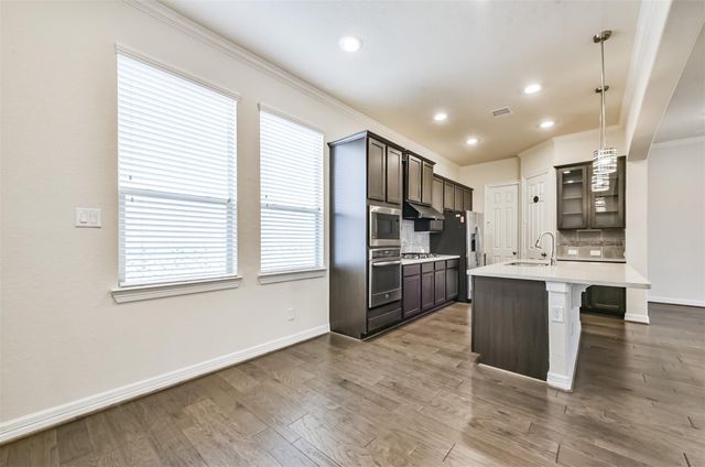 1504 Peyton Oaks Place, Houston, TX 77043