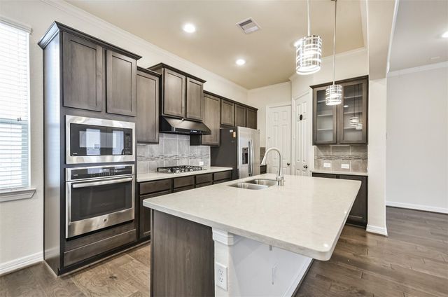 1504 Peyton Oaks Place, Houston, TX 77043