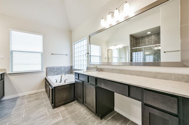 1504 Peyton Oaks Place, Houston, TX 77043
