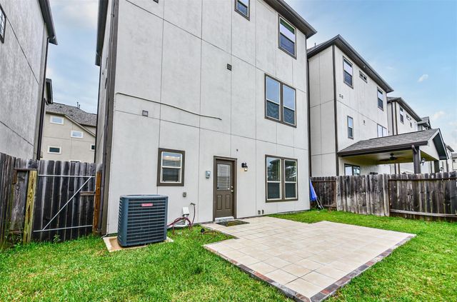 1504 Peyton Oaks Place, Houston, TX 77043