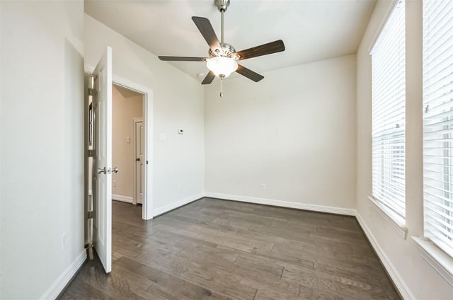 1504 Peyton Oaks Place, Houston, TX 77043