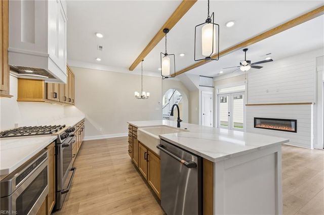 917 Calhoun WAY, Chesapeake, VA 23322