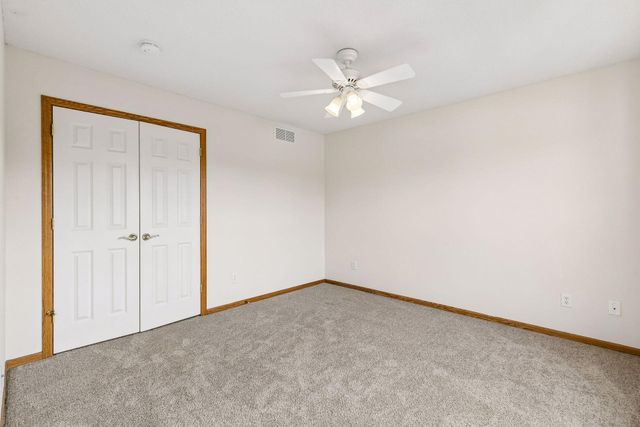16267 Griffon Trail, Lakeville, MN 55044