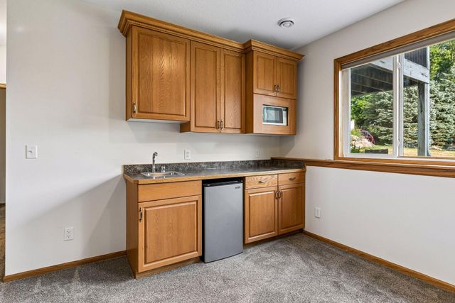 16267 Griffon Trail, Lakeville, MN 55044
