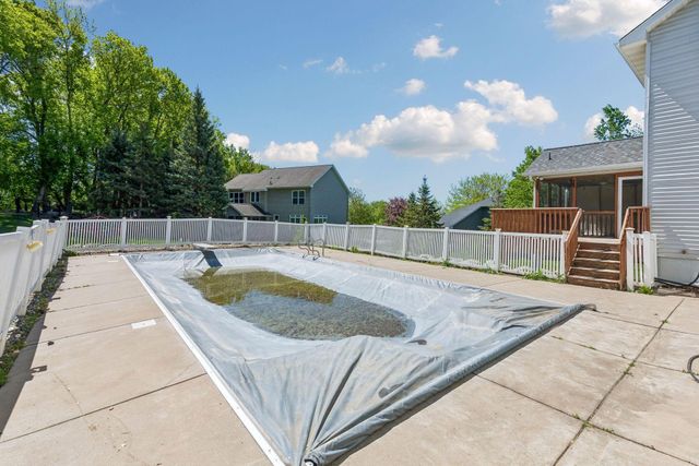 16267 Griffon Trail, Lakeville, MN 55044