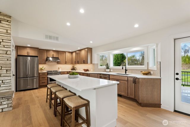 36016 SE 49th Street, Fall City, WA 98024