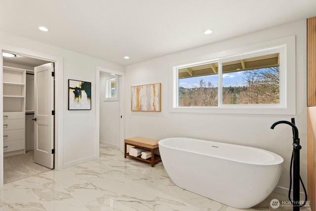 36016 SE 49th Street, Fall City, WA 98024