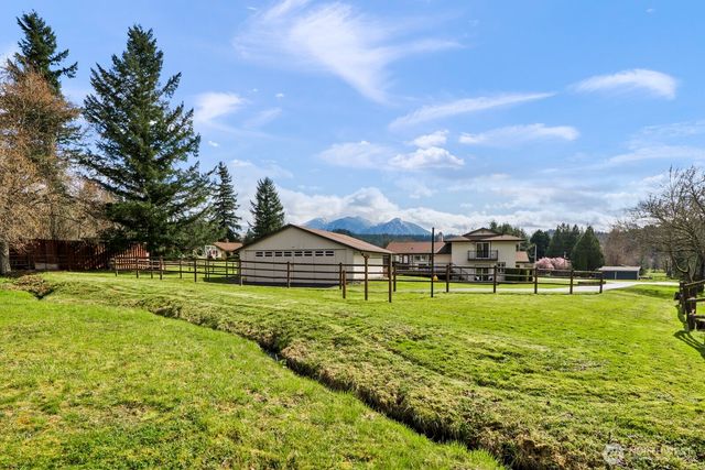 36016 SE 49th Street, Fall City, WA 98024