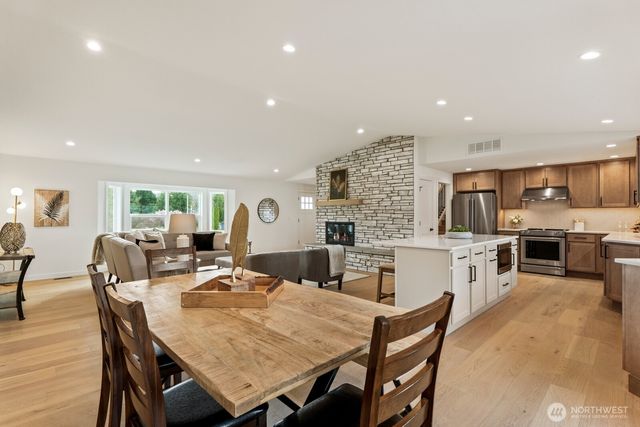 36016 SE 49th Street, Fall City, WA 98024