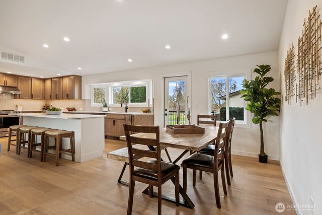 36016 SE 49th Street, Fall City, WA 98024