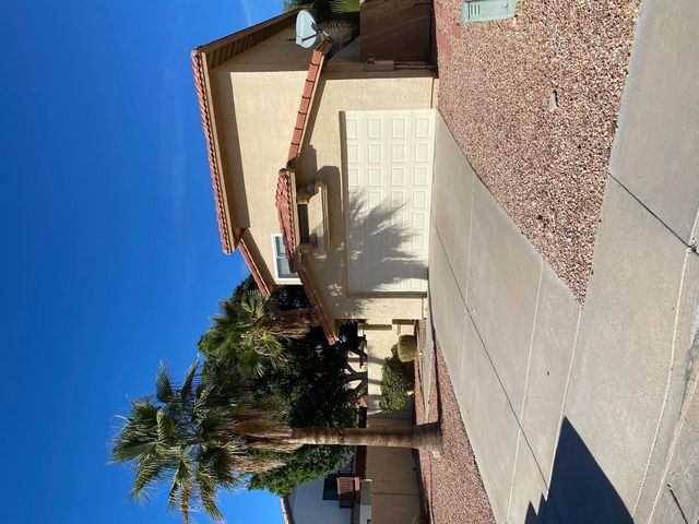 9828 S 44th Street, Phoenix, AZ 85044