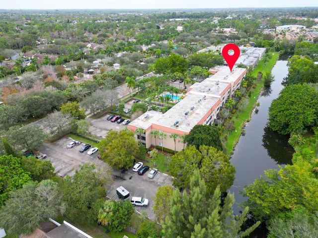 120 Sparrow Drive 205, Royal Palm Beach, FL 33411