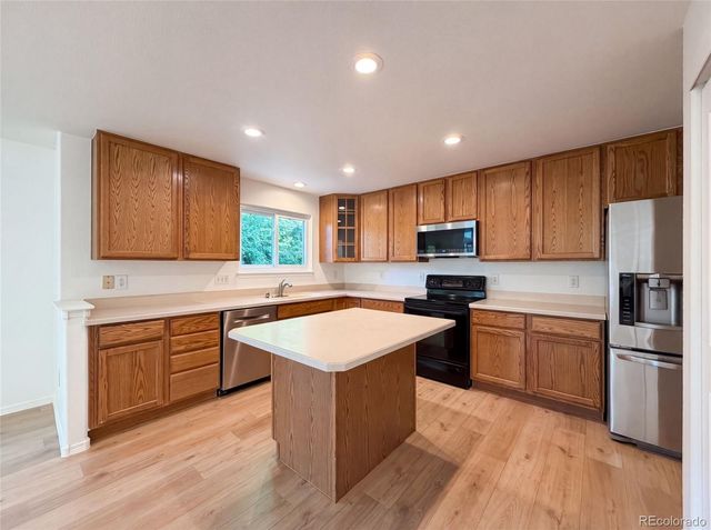 10562 Falcon Street, Longmont, CO 80504