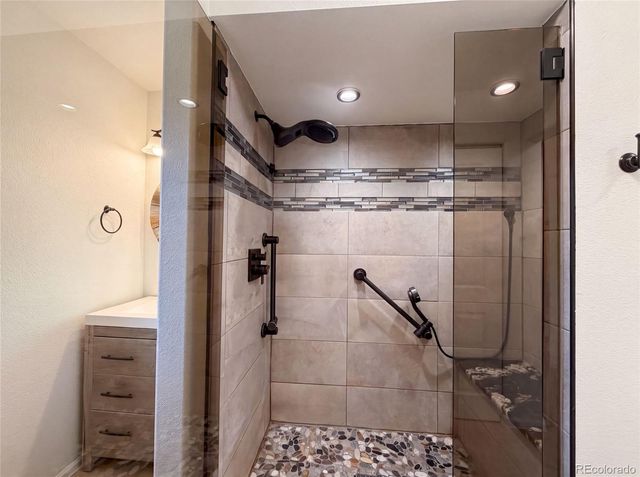 10562 Falcon Street, Longmont, CO 80504