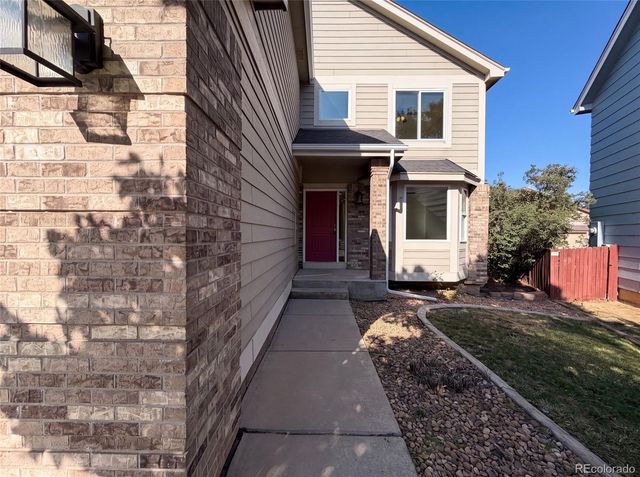 10562 Falcon Street, Longmont, CO 80504
