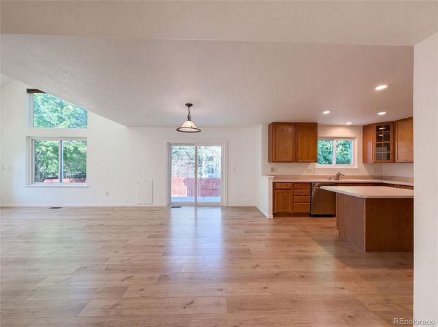 10562 Falcon Street, Longmont, CO 80504