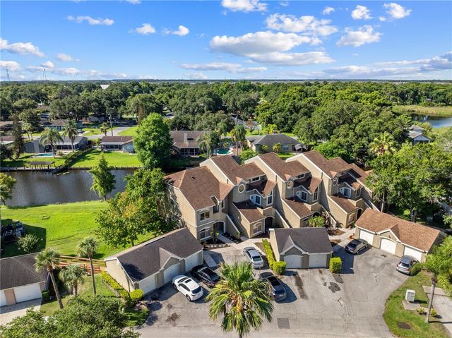 2664 EMERALD LAKE COURT 2664, Kissimmee, FL 34744