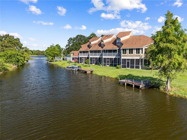 2664 EMERALD LAKE COURT 2664, Kissimmee, FL 34744