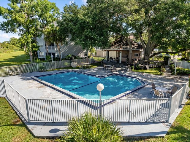2664 EMERALD LAKE COURT 2664, Kissimmee, FL 34744