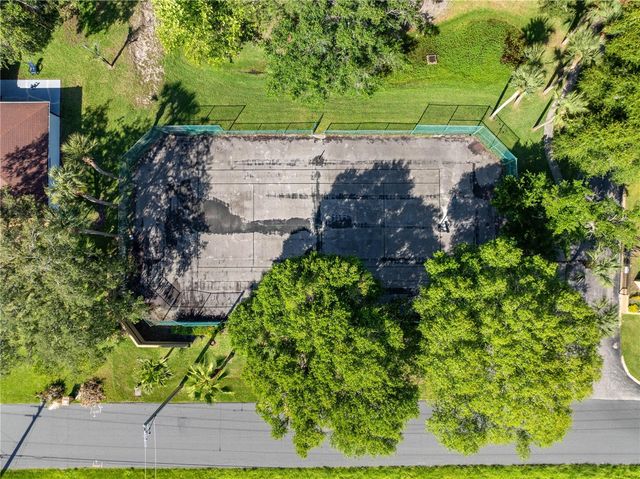 2664 EMERALD LAKE COURT 2664, Kissimmee, FL 34744