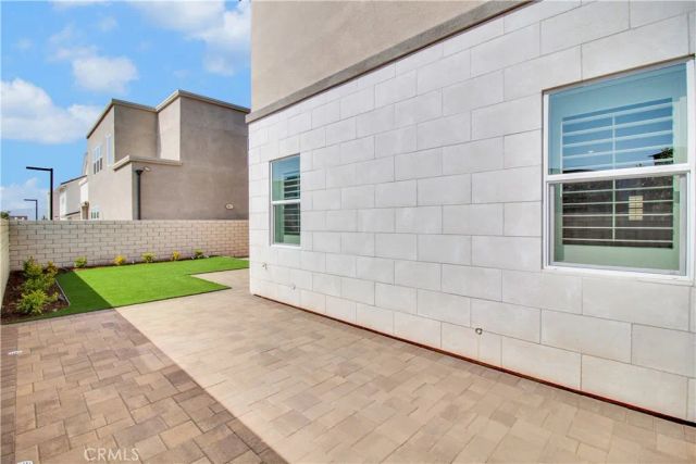 27031 California Court, Valencia, CA 91381