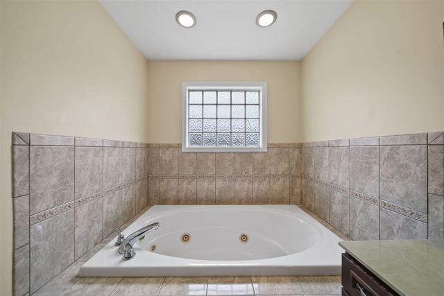 5169 Alexander Drive, Britton, MI 49229