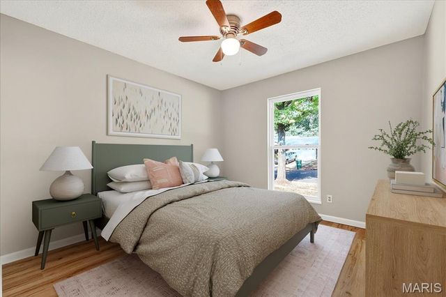 6360 Silver Fox Drive, Florissant, MO 63034