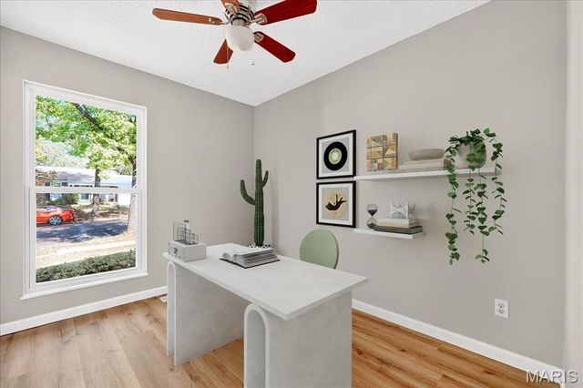 6360 Silver Fox Drive, Florissant, MO 63034