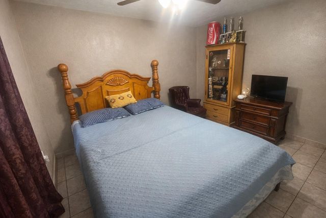 11201 Muscatine Street, Houston, TX 77029