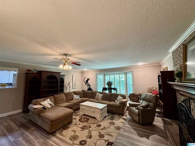 1371 SMOKERISE TRAIL, Warrior, AL 35180