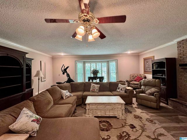 1371 SMOKERISE TRAIL, Warrior, AL 35180